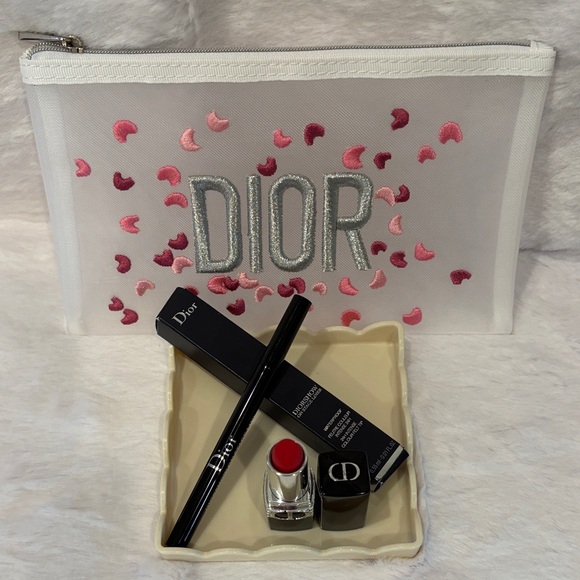 LOW START‼️Dior Red Lipstick, Eyeliner, Facial Samples, and White Mesh Pouch - Picture 3 of 7